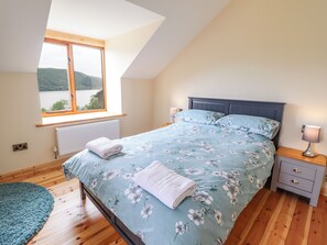 1 habitación, decoración personalizada y muebles diferentes 