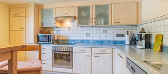 Spacious accommodation, 1.2 km to the ski lift