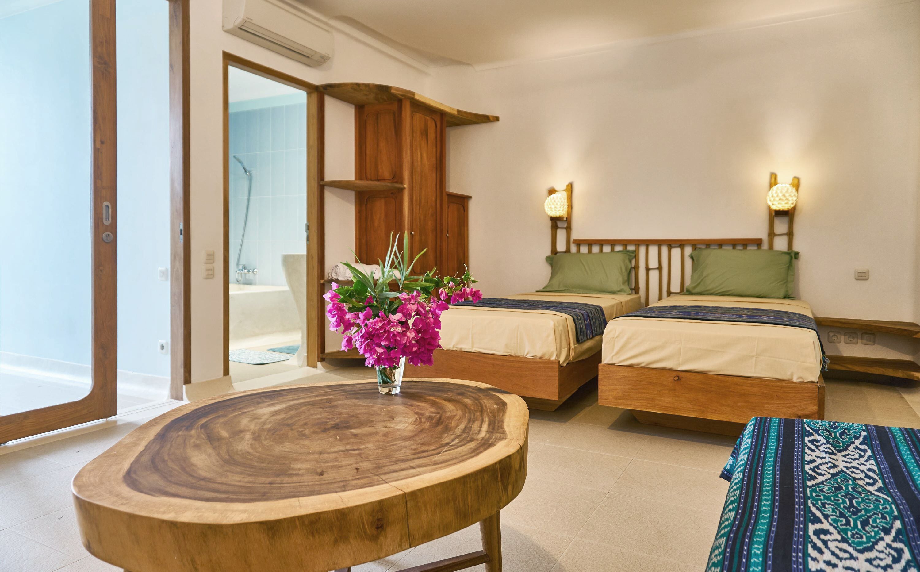 Villa, 2 lits une place, baignoire, vue mer | 1 chambre, coffres-forts dans les chambres