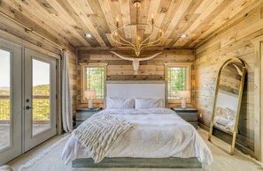 6 bedrooms, iron/ironing board, WiFi, bed sheets