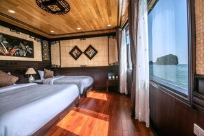 Family Double or Twin Room | Free WiFi - Cozy Boutique Cruise (Hai Phong)