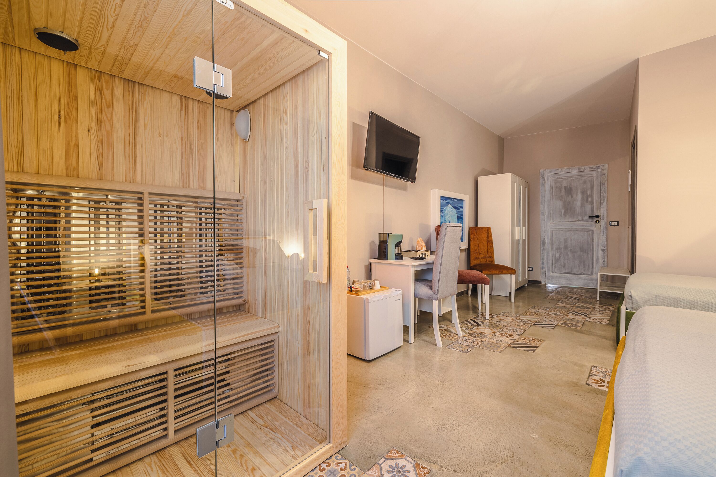 普通套房 | 義大利 Frette 床單、高級寢具、羽絨被、記憶床墊