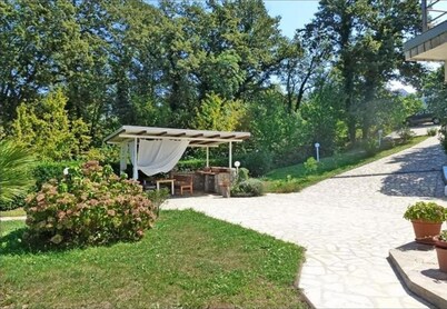 Vlado - 300 m From Pebble Beach - SA2 2