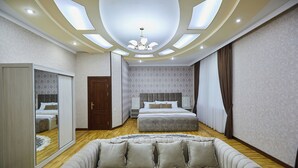 Signature Suite | Premium bedding, laptop workspace, WiFi (free), bed sheets - Art Elite hotel  (Tashkent)