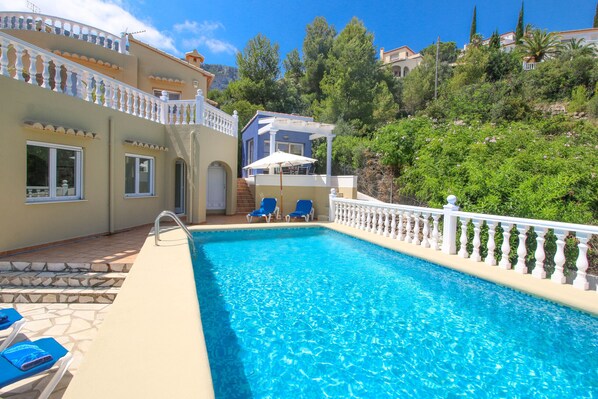 Pool - Villa with panoramic views all inclusive in Denia for 8 people (Denia)