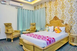 4 bedrooms, bed sheets - London Pride Farmhouse (Gurugram)