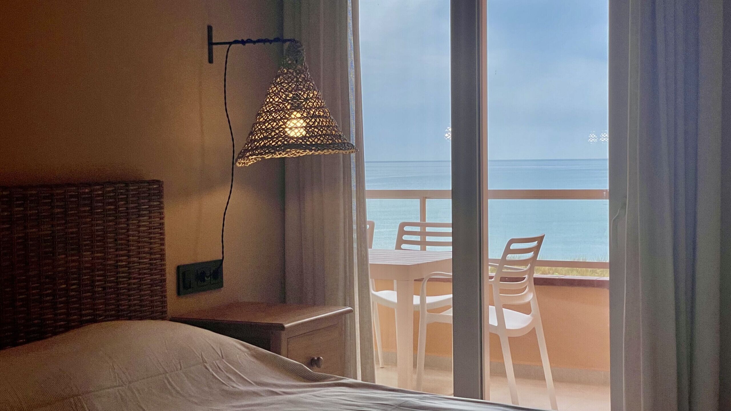 2 makuuhuonetta, silitysrauta/-lauta, Wi-Fi, vuodevaatteet