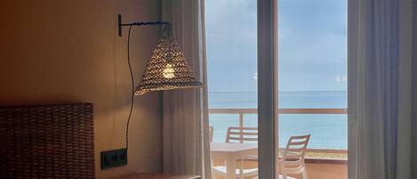 2 makuuhuonetta, silitysrauta/-lauta, Wi-Fi, vuodevaatteet