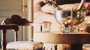 Reception - Reinheimen Lodge (Skjaak)