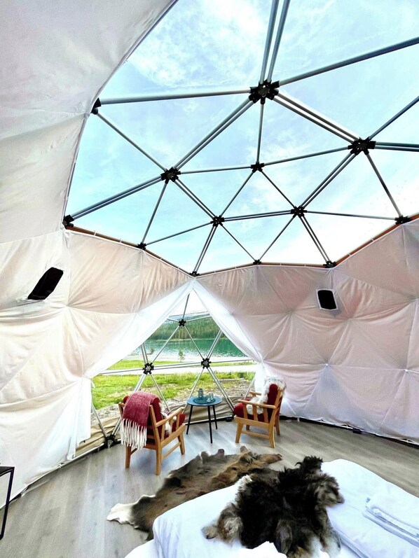 Deluxe Tent