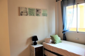 2 chambres, draps fournis