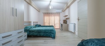 Holiday Apartment "Damilhouse 3" with Balcony & Wi-Fi