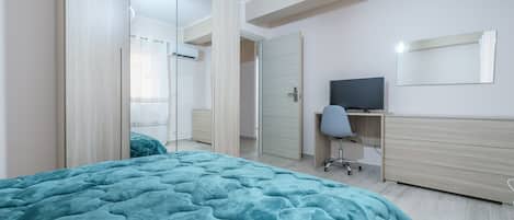 2 عدّة غرف نوم وواي فاي مجانًا وملاءات أسرّة