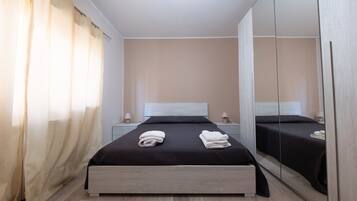 4 camere, Wi-Fi gratuito, lenzuola