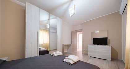 Holiday Apartment "Damilhouse 4" with Balcony & Wi-Fi