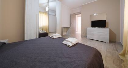 Holiday Apartment "Damilhouse 4" with Balcony & Wi-Fi