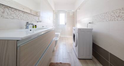 Holiday Apartment "Damilhouse 4" with Balcony & Wi-Fi