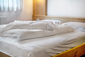 2 makuuhuonetta, ilmainen Wi-Fi, vuodevaatteet