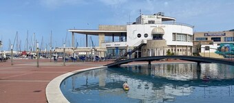 Appartement 'Piso El Grao' avec balcon et Wi-Fi