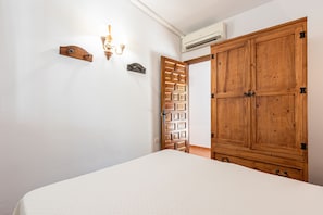 2 sovrum, strykjärn/strykbräda, gratis wi-fi och sängkläder