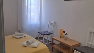 1 Schlafzimmer, Bügeleisen/Bügelbrett, kostenloses WLAN, Bettwäsche