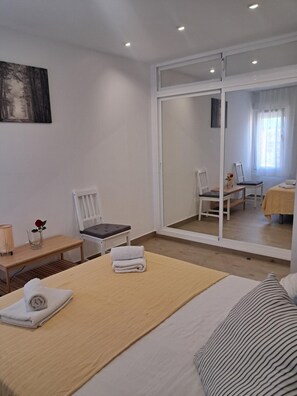 1 Schlafzimmer, Bügeleisen/Bügelbrett, kostenloses WLAN, Bettwäsche