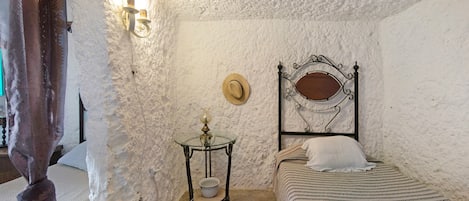 2 bedrooms, bed sheets