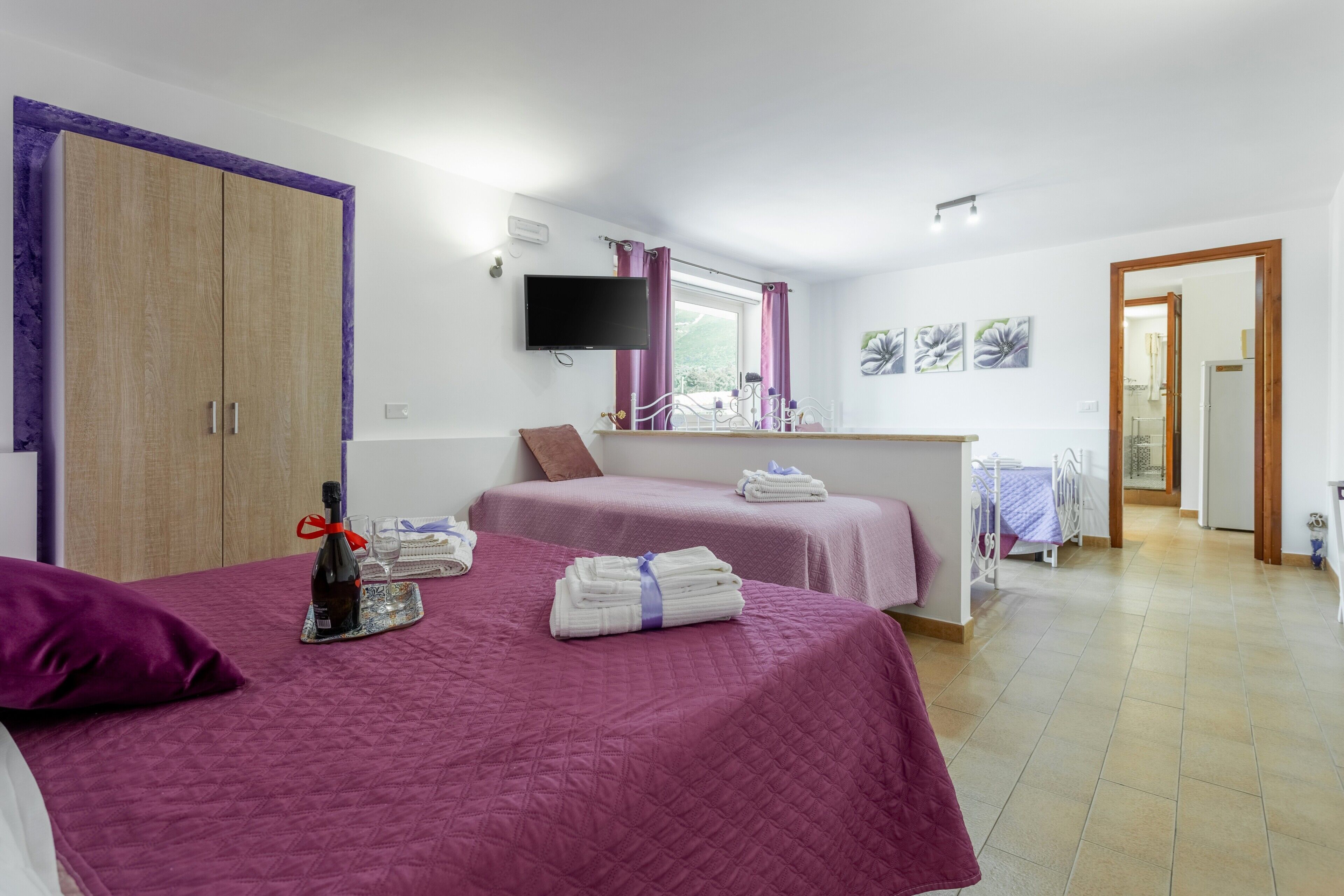 1 bedroom, free WiFi, bed sheets