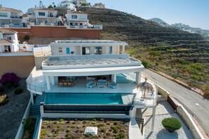 Exterior - Villa 'Exclusive One' with Private Pool, Wi-Fi and Air Conditioning (Torrox)