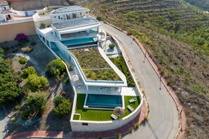 Exterior - Villa 'Exclusive One' with private pool, Wi-Fi and air conditioning (Torrox)