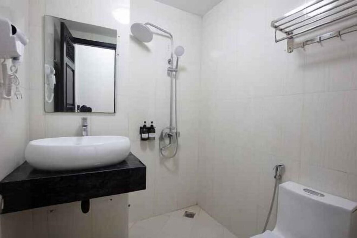Free toiletries, hair dryer, bathrobes, slippers