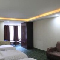 Deluxe Triple Room | Free WiFi