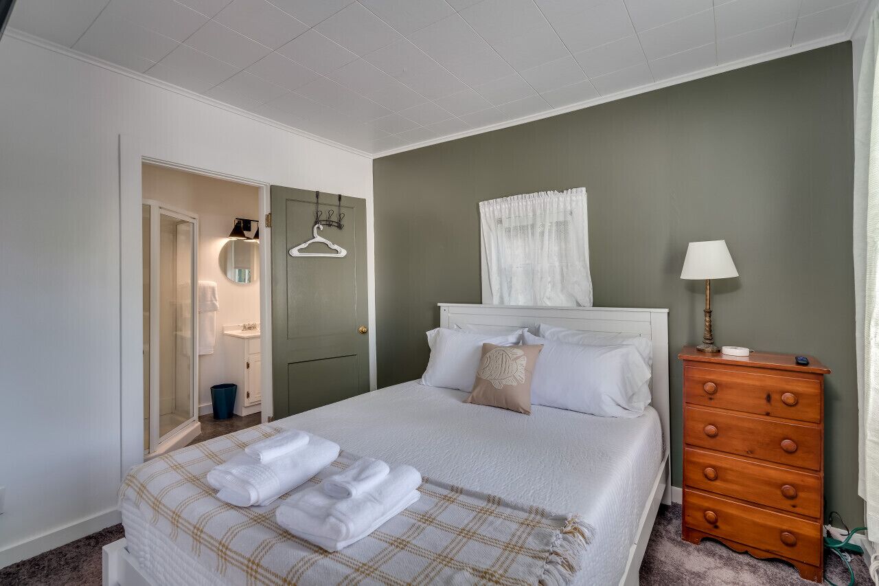 2 chambres, fer et planche à repasser, Wi-Fi gratuit, draps fournis