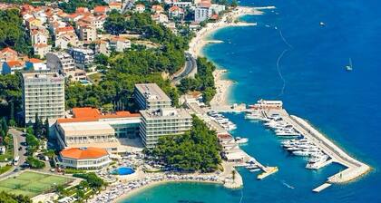 Holiday home Damir, (16680), Podstrana, hr