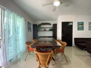 تناول الطعام