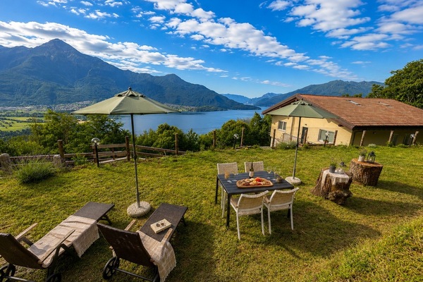 Garten Ferienhaus Tenuta Comer See mit Seeblick