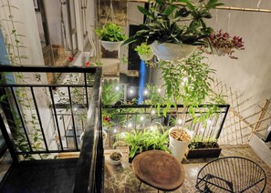 Premier Double Room | Terrace/patio - The Gallery Homestay - By Pegasy Group (Hanoi)