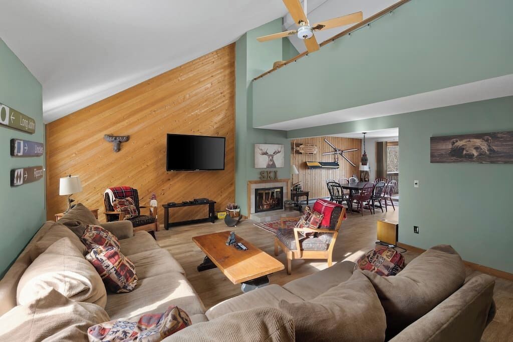 Townhome Minutes to Mt. Snow