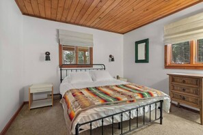 3 dormitorios, tabla de planchar con plancha, wifi y ropa de cama