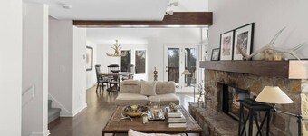 Updated Condo Close to Mt Snow!