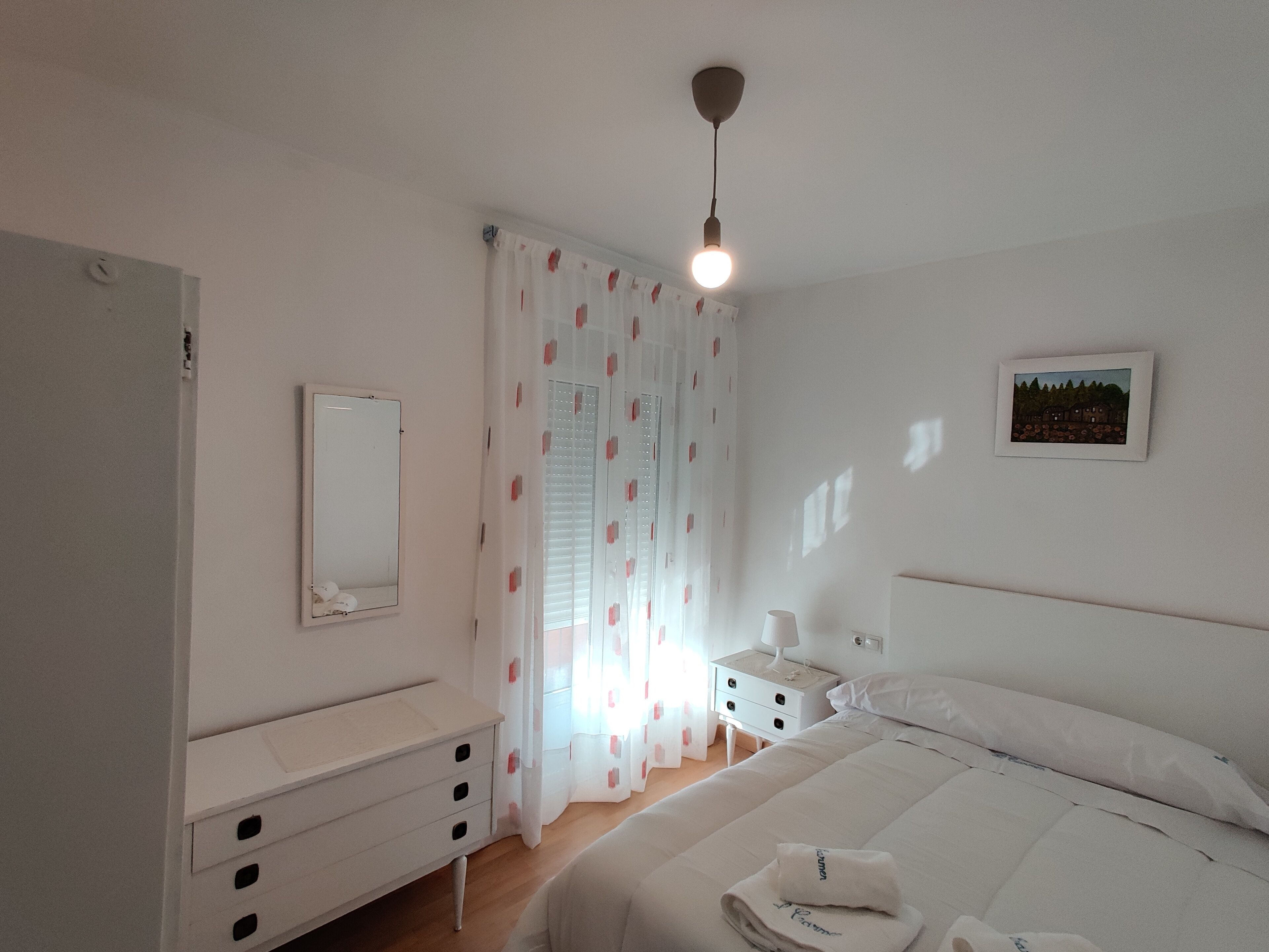 4 Schlafzimmer, Bügeleisen/Bügelbrett, kostenloses WLAN, Bettwäsche