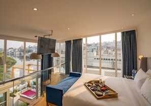 Bureau, fer et planche à repasser, Wi-Fi gratuit