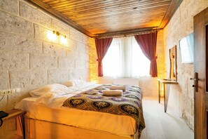 尊尚客房 | 埃及棉床單、高級寢具、羽絨被、Select Comfort 床墊