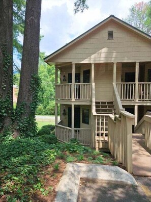 Exterior - Apple Valley 4 at Rumbling Bald (Lake Lure)