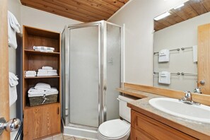 Bathtub, hair dryer, towels