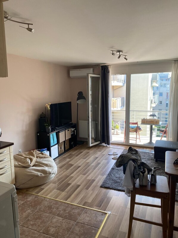 Living area - Francys home is heart of Budapest (Budapest)