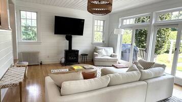 Smart TV, books, computer monitors, printers