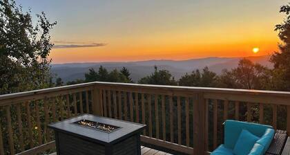 Hutch 1- 2 Min Walk to Slopes, Great Mountain View
