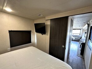 1 室のベッドルーム、WiFi、ベッドシーツ