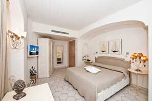 6 室のベッドルーム、アイロン / アイロン台、WiFi、ベッドシーツ